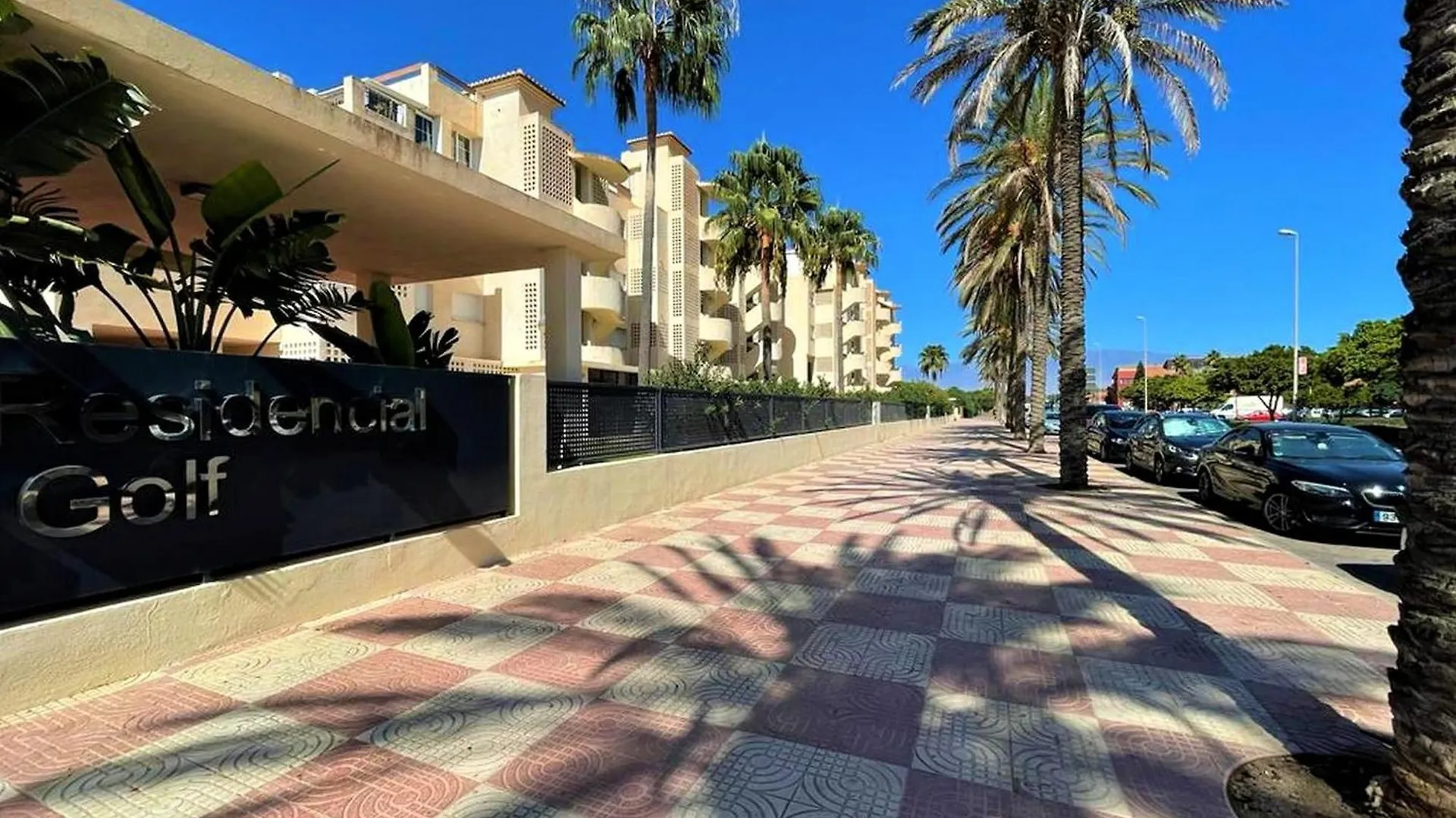 Appealing Apartment In Roquetas De Mar Near Golf Course 0*,
