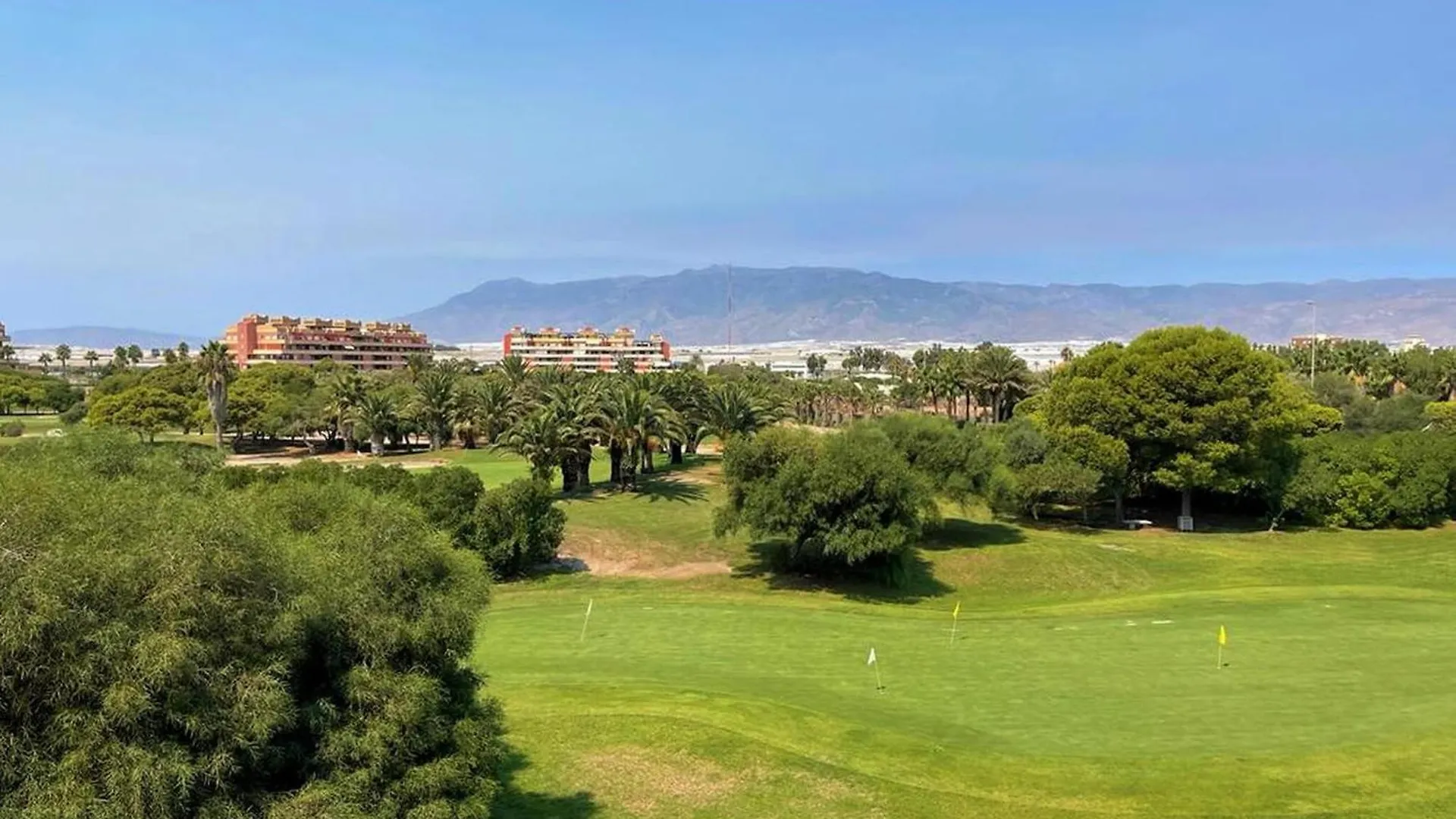 Appealing Apartment In Roquetas De Mar Near Golf Course İspanya